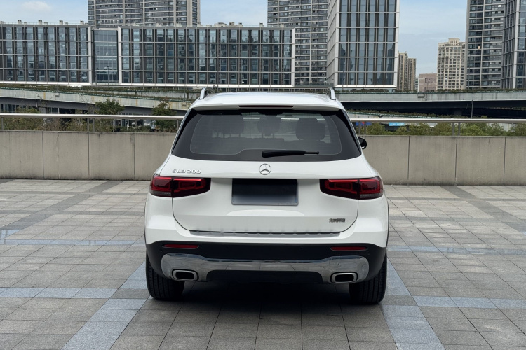 奔驰GLB 2020款 GLB 200 动感型车身外观6007