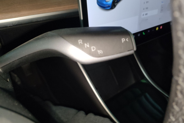 特斯拉 Model 3 2020款 标准续航后驱升级版局部细节18