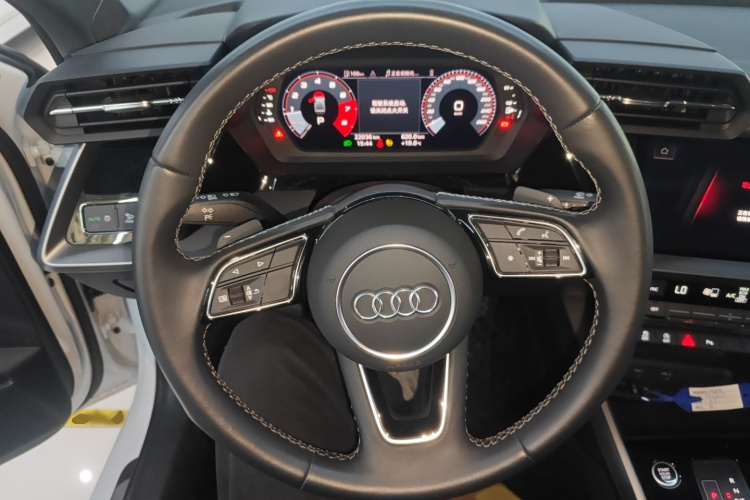 奥迪A3 2023款 改款 A3L Limousine 35 TFSI 时尚运动型局部细节13