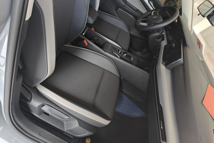 大众 高尔夫 2021款 280TSI DSG Pro 首发版局部细节41