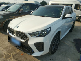 宝马X2(进口) 2024款 sDrive25i M运动套装