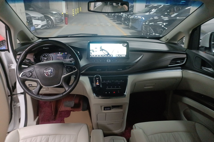 别克GL8 2021款 陆上公务舱 652T 豪华型中控内饰12