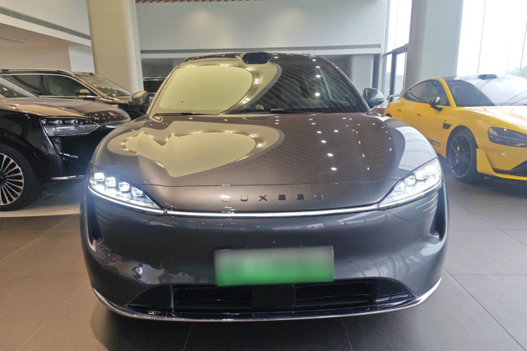 鸿蒙智行 智界R7 2025款 增程 251km Max车身外观6001