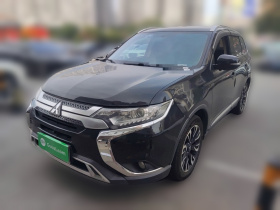 三菱 欧蓝德 2019款 2.0L 两驱畅享版 7座 国V