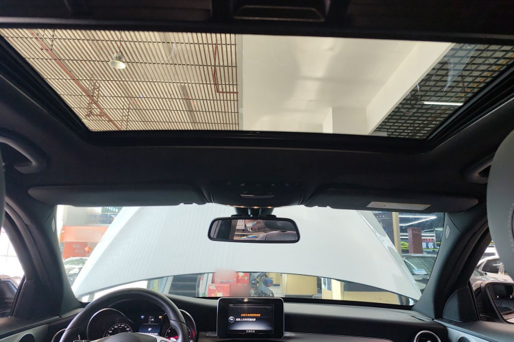 奔驰C级 2017款 C 200 运动版局部细节22