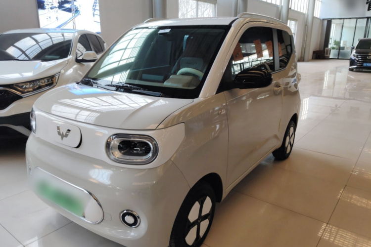 五菱汽车 宏光MINIEV 2024款 第三代 215km 进阶版车身外观1