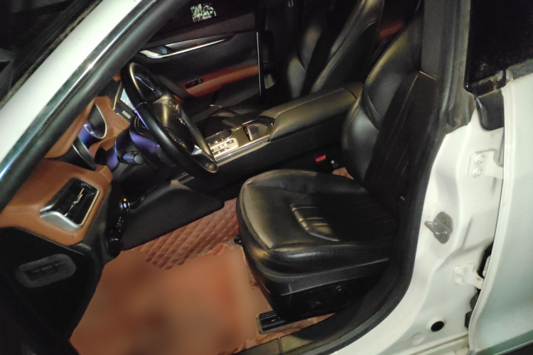 玛莎拉蒂 Ghibli 2014款 3.0T 标准版中控内饰19