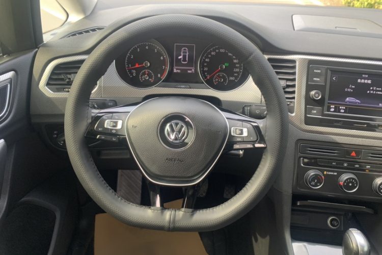 大众 高尔夫·嘉旅 2019款 280TSI 自动好奇型 国V局部细节13