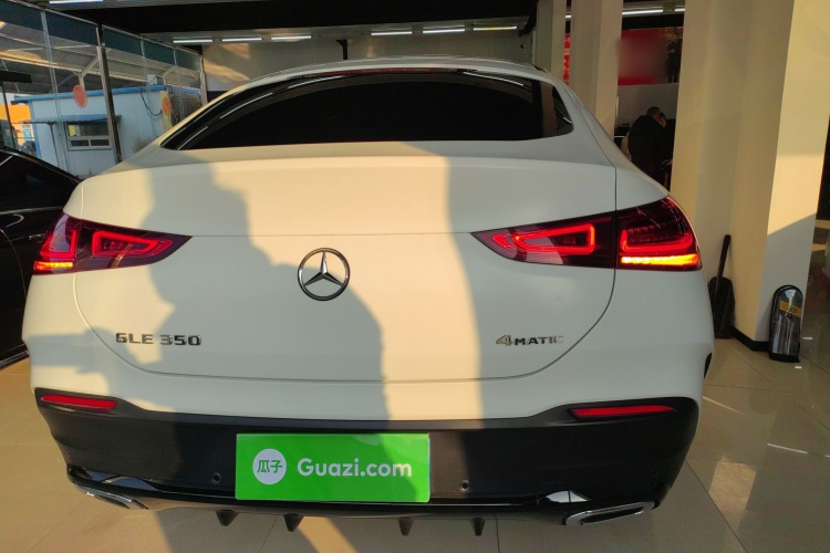 奔驰GLE轿跑 2020款 GLE 350 4MATIC 轿跑SUV 豪华型车身外观6