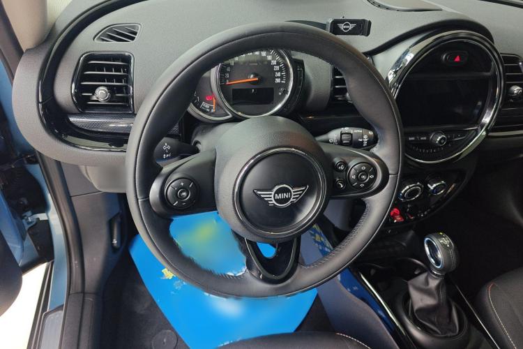 MINI Clubman 2016款 1.5T ONE 网络限量版局部细节13