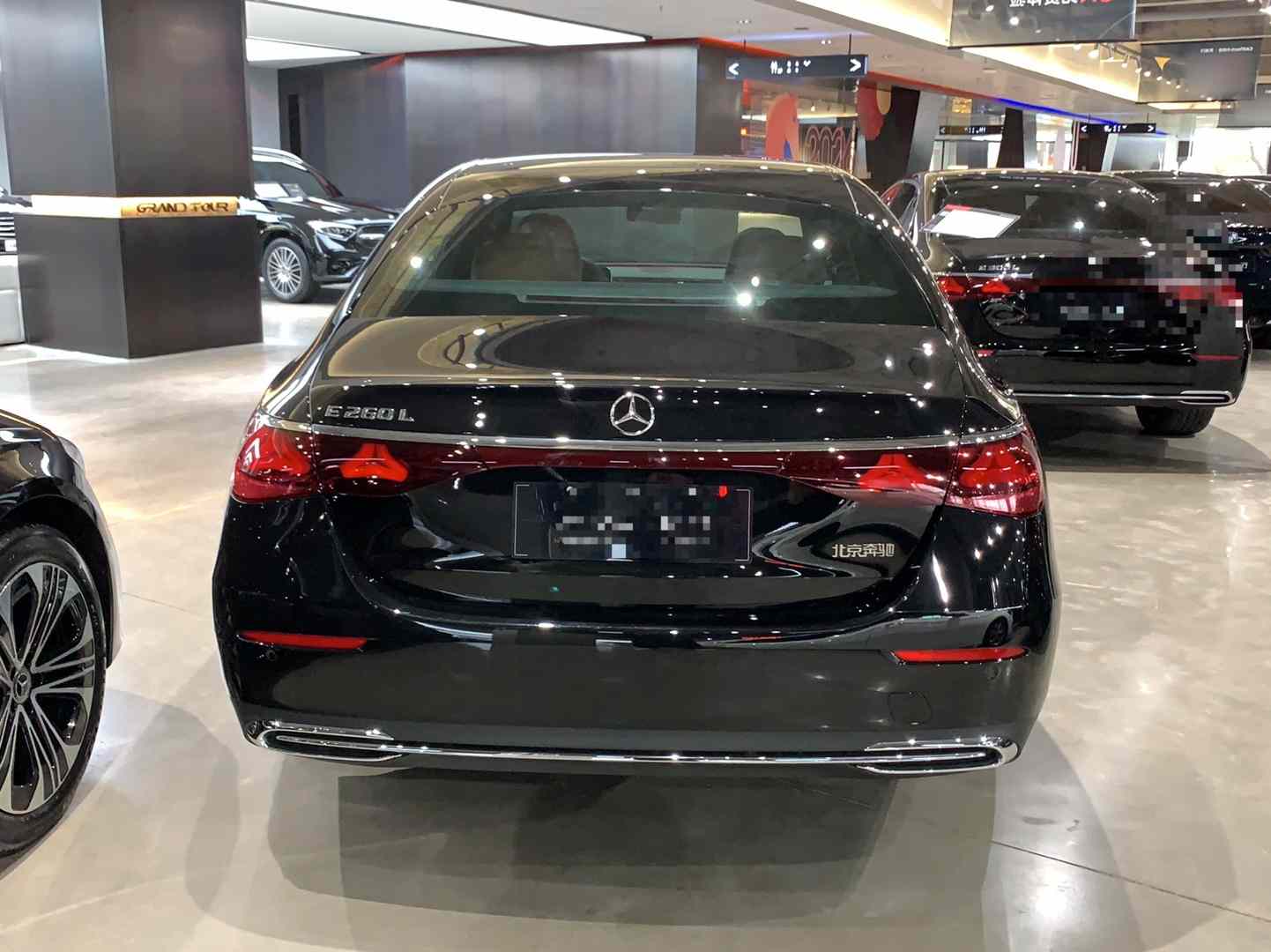 奔驰E级 2026款 E 260 L 经典版(5)