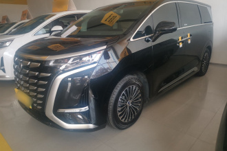 腾势D9 2022款 DM-i 970 四驱旗舰型