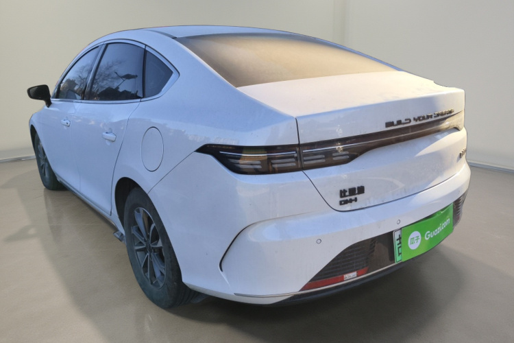 比亚迪 驱逐舰05 2024款 荣耀版 DM-i 55KM 豪华型车身外观5