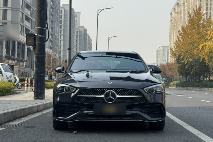 奔驰C级 2023款 改款 C 260 L 运动版车身外观6006