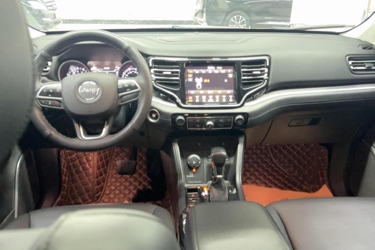 Jeep 大指挥官 2018款 2.0T 四驱尊享导航版 国V中控内饰7003