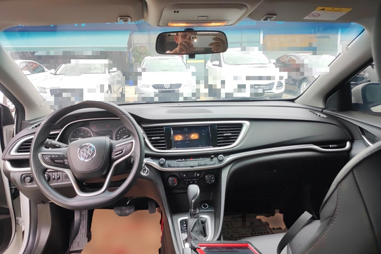 别克 英朗 2021款 改款 典范 1.5L 自动精英型中控内饰12