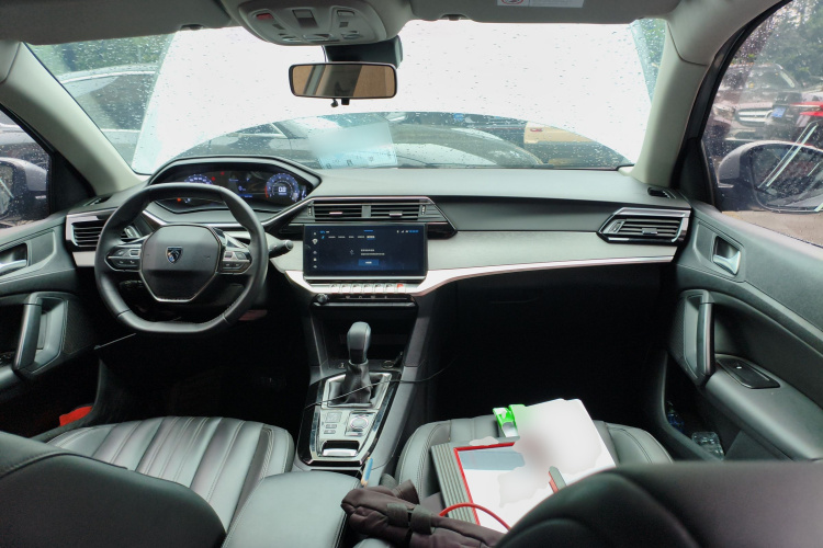 标致408 2024款 360THP 龘龘款 罗曼尼版中控内饰12