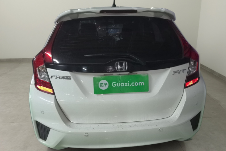 本田 飞度 2016款 1.5L LXS CVT舒适天窗版车身外观6