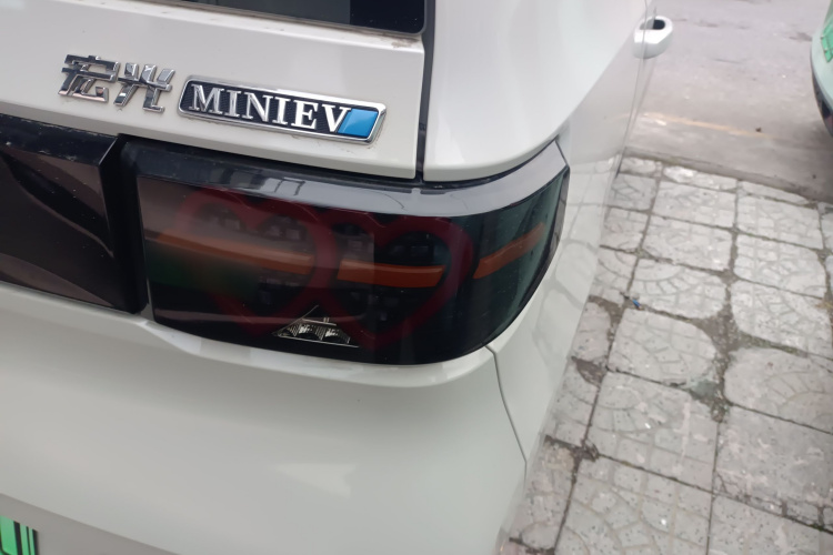 五菱汽车 宏光MINIEV 2022款 马卡龙臻享款 磷酸铁锂车身外观6006