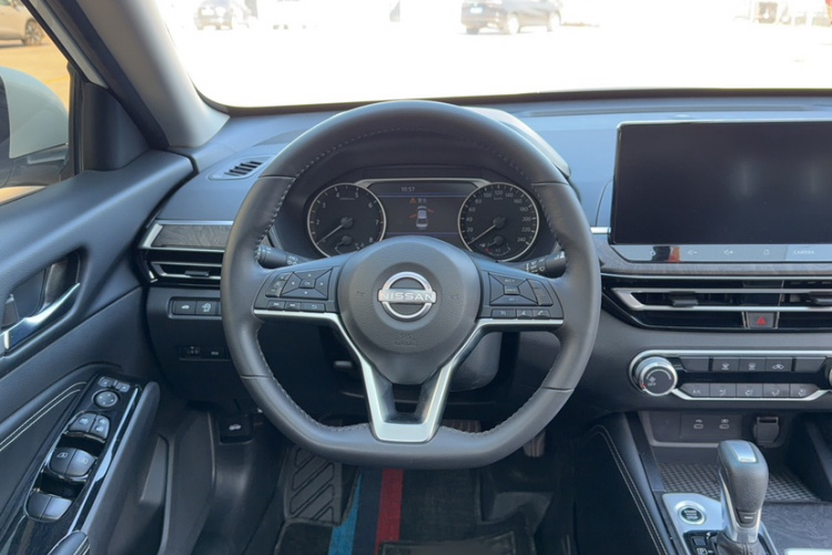 日产 天籁 2024款 2.0L XE 真心版局部细节13