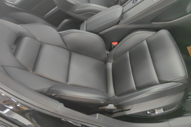 领克03 2023款 1.5TD DCT劲Plus局部细节41