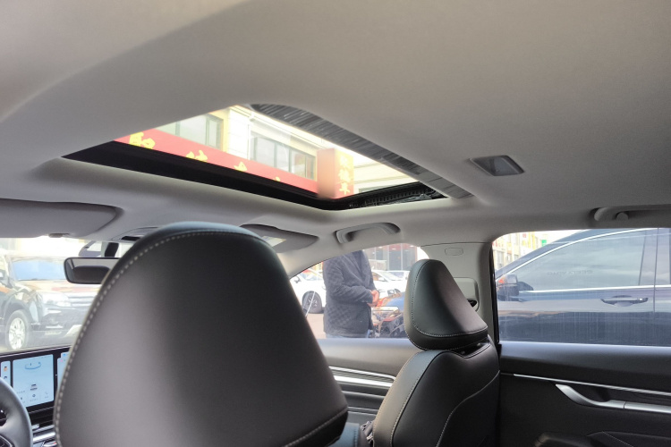 吉利汽车 帝豪 2023款 第4代冠军版 1.5L CVT豪华型中控内饰22