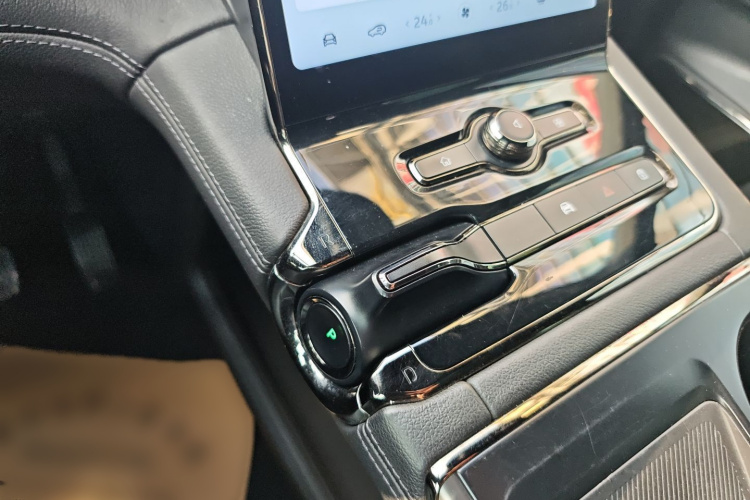 蔚来ES8 2020款 580KM 六座版局部细节18