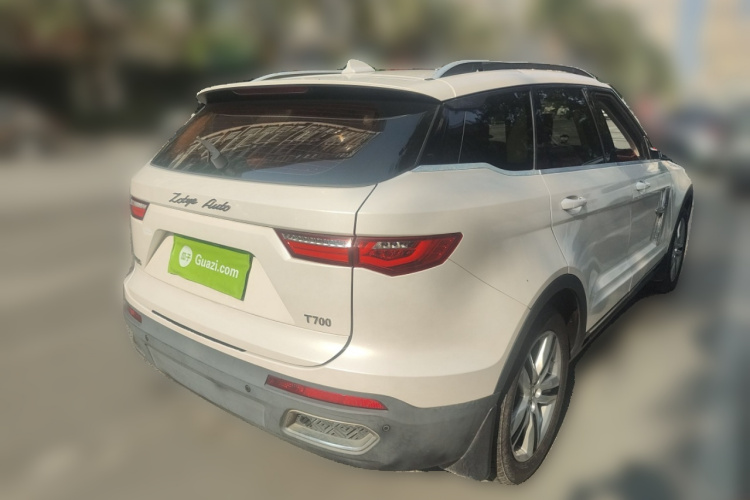 众泰T700 2017款 1.8T 双离合尊享型车身外观6005