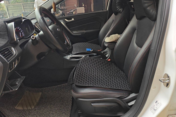 奇瑞 艾瑞泽5 2016款 1.5L CVT领潮版局部细节19