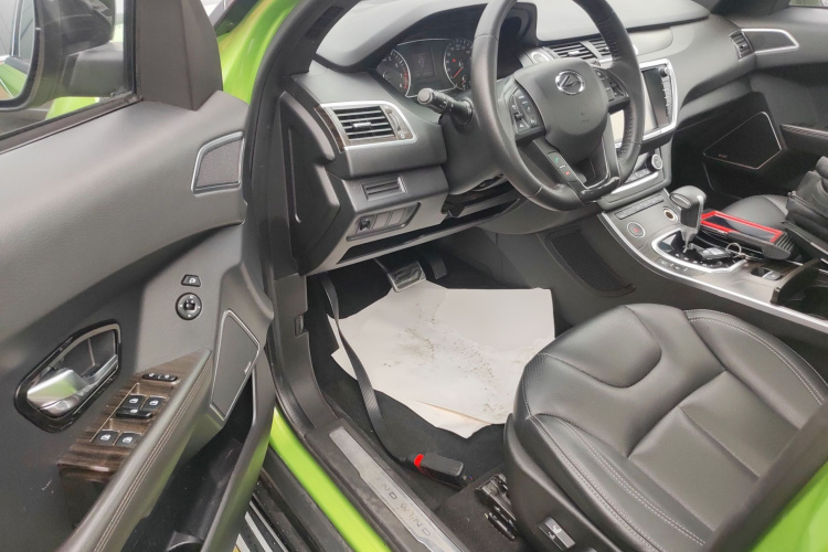 陆风X7 2016款 2.0T 全景尊贵版中控内饰7003