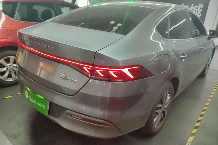 比亚迪 秦PLUS 2023款 冠军版 EV 510KM超越型车身外观6005