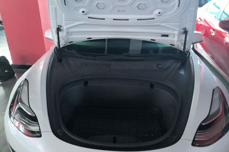 特斯拉 Model 3 2021款 标准续航后驱升级版局部细节24