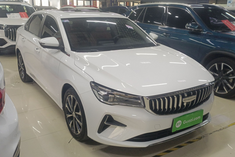 吉利汽车 帝豪 2025款 第4代 1.5L CVT旗舰型车身外观3