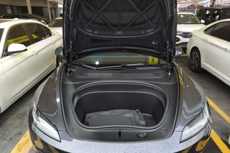 特斯拉 Model 3 2025款 后轮驱动版机舱底盘24