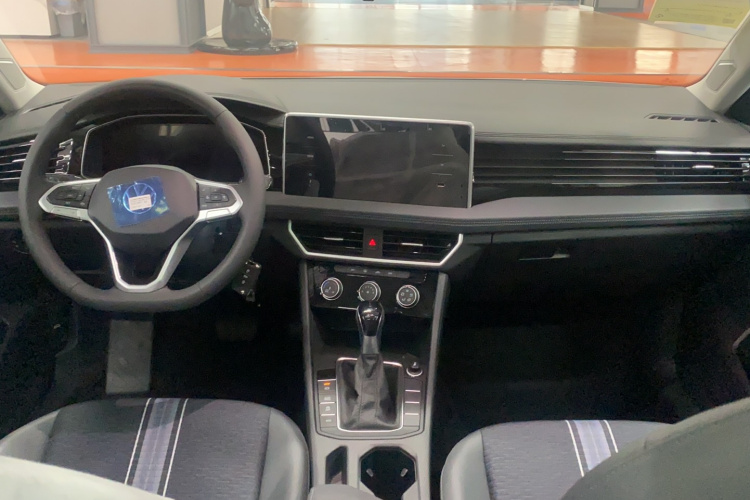 大众 速腾 2024款 300TSI DSG飞越版中控内饰7003