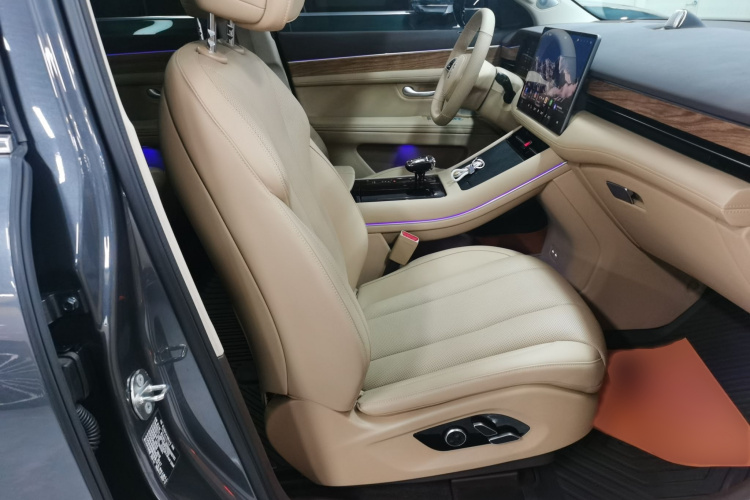 鸿蒙智行 问界M7 2024款 1.5T 后驱Plus版 5座局部细节41