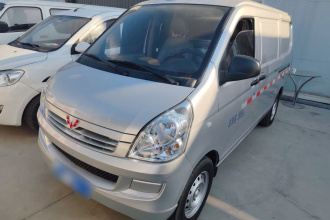 五菱汽车 五菱荣光S 2023款 1.5L 基本型封窗车 2座