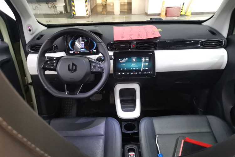 零跑汽车 零跑T03 2022款 星钻版中控内饰12