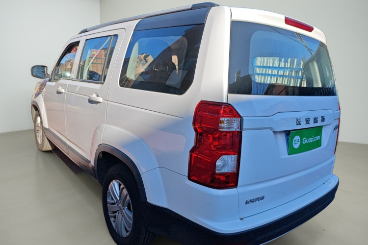 长安欧尚X70A 2020款 1.5L 手动舒适型车身外观5