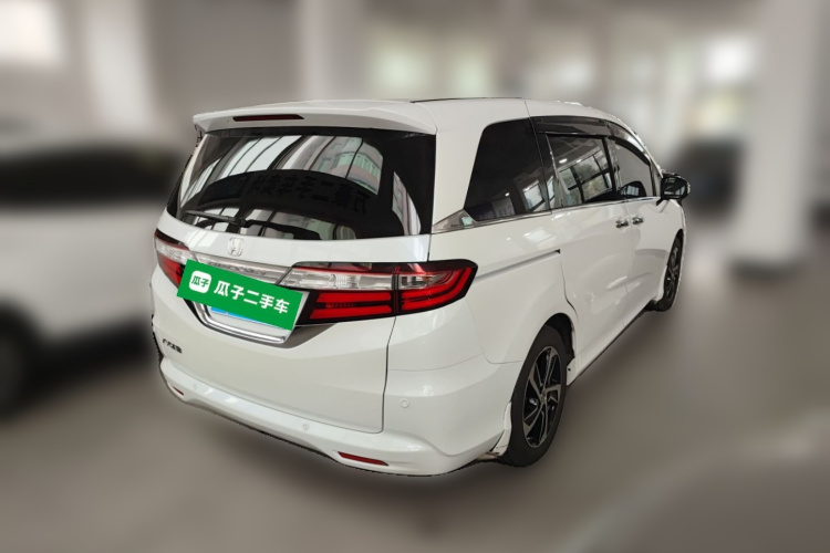 本田 奥德赛 2015款 改款 2.4L 智享版车身外观7