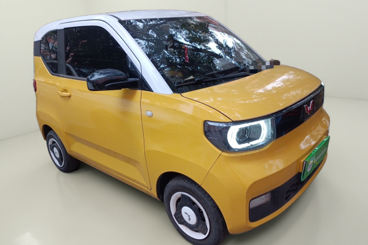 五菱汽车 宏光MINIEV 2021款 马卡龙夹心款 120km 磷酸铁锂车身外观3