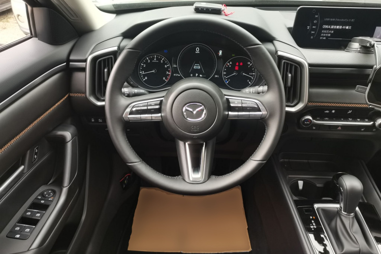 马自达CX-50行也 2023款 2.5L 智行版中控内饰13