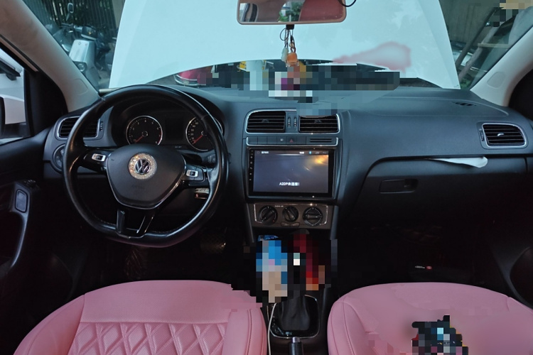 大众 Polo 2016款 1.6L 自动舒适型中控内饰7002