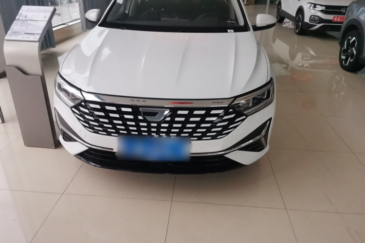 捷达VA7 2025款 1.4T 先到先得版车身外观6001