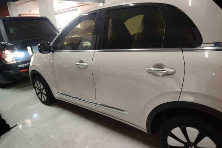 五菱汽车 五菱缤果 2025款 333km 悦享款车身外观6003