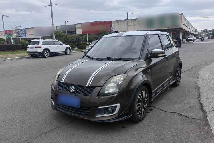 铃木 雨燕 2013款 1.5L 自动20周年限量版车身外观1