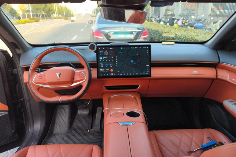 深蓝汽车 深蓝S07 2023款 200Max增程版中控内饰12