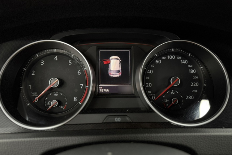 大众 高尔夫GTI 2016款 2.0TSI GTI局部细节14