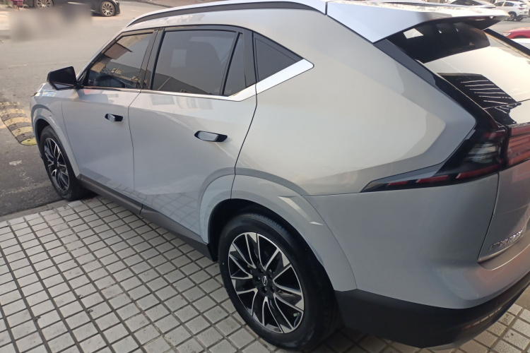 广汽传祺 传祺GS4 2024款 MAX 1.5T 旗舰版车身外观6003