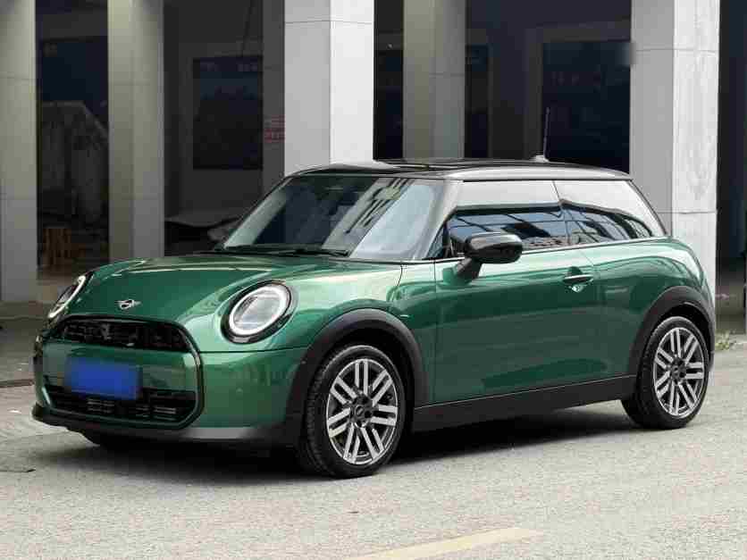 广州二手MINI 2025款，花小钱拿下社交入场券？